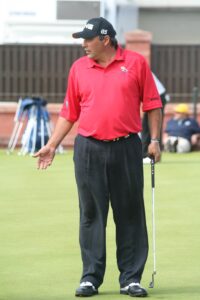 Ángel Cabrera Celebrates His Maiden Victory at the James Hardie Pro Football Hall of Fame Invitational!