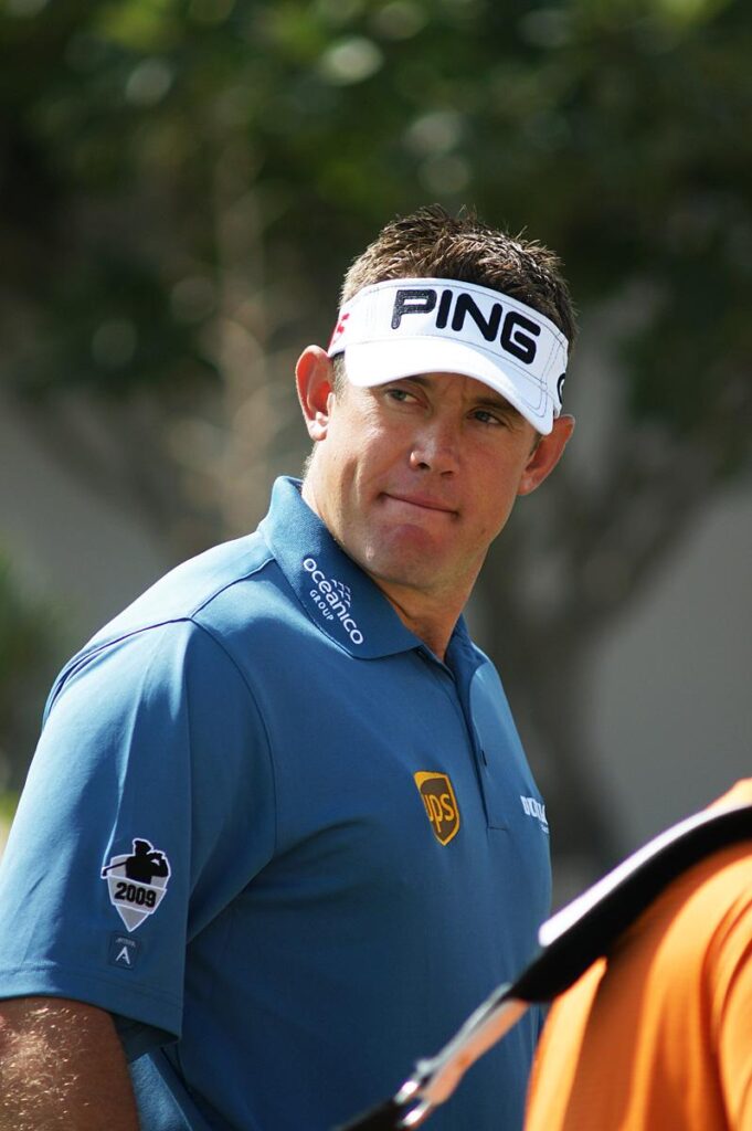 Lee Westwood in hunt to end 31-year wait after capitalising on m LIV Golf boost – The Mirror