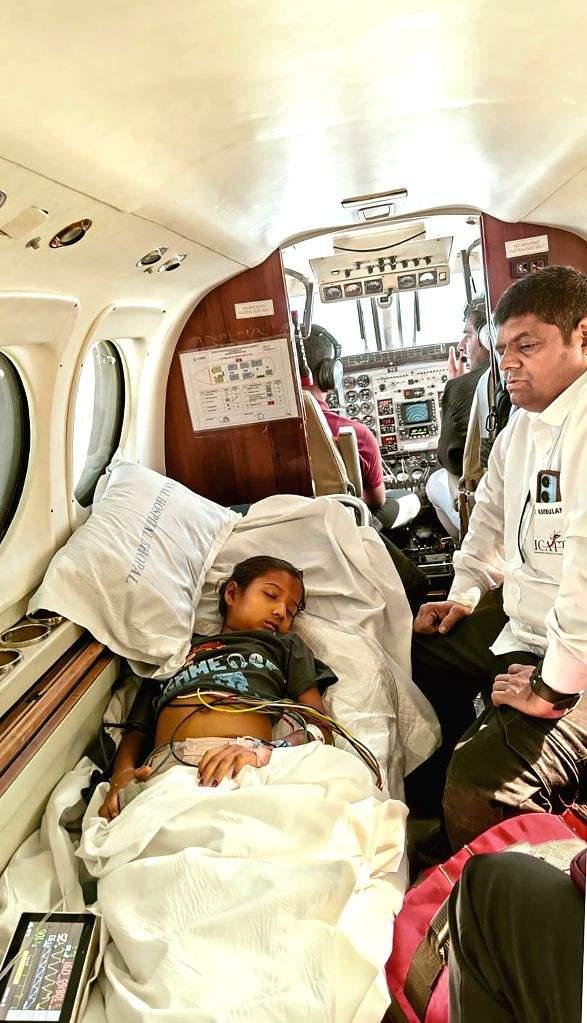 Girl Rescued by Airlift After Falling from Golf Cart on Anna Maria Island