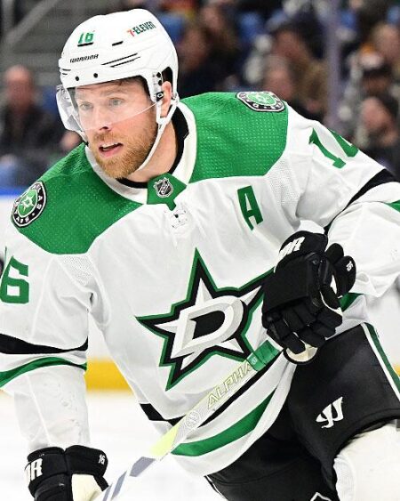 Joe Pavelski and Taylor Twellman Share the Lead at American Century Celebrity Golf Tournament