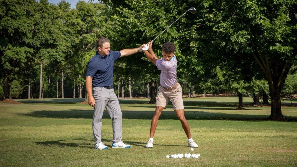 Unlock Your Best Game Yet: 6 Pro Tips to Elevate Your Swing, Bunker Skills & Putting