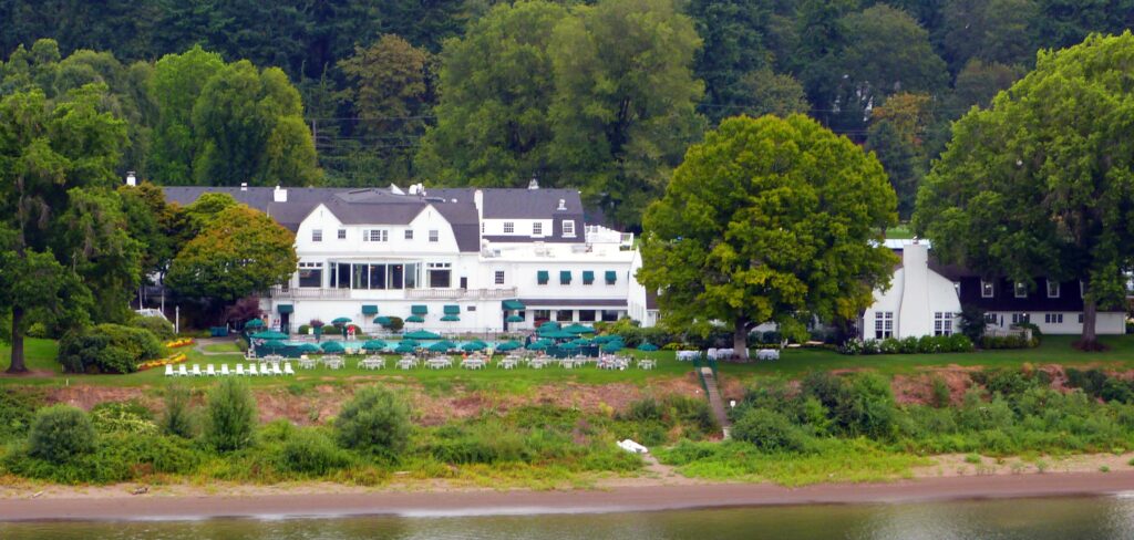 Country Clubs in Crisis? How This Hospitality Segment Is Thriving Amid the Pandemic