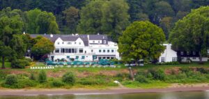 Country Clubs in Crisis? How This Hospitality Segment Is Thriving Amid the Pandemic