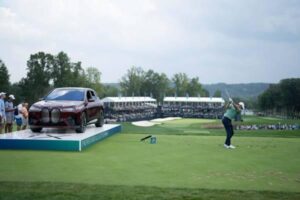 Inside Scoop: Top Expert Predictions for the BMW Championship