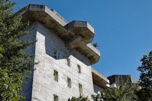 Master the Perfect Entry Point to Conquer Greenside Bunkers Every Time