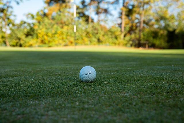Titleist Launches Exciting New AIM Alignment Designs Across Entire Golf Ball Lineup