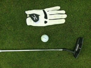 The Golf Glove That Withstood an Entire Summer of Play