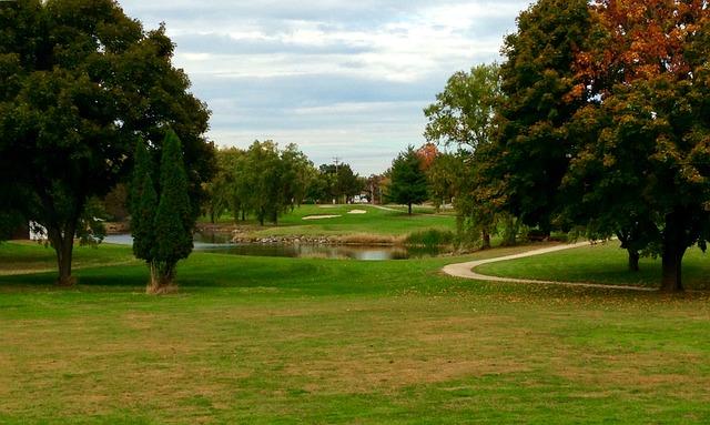 Fall Golf Action Resumes For EIU Women – Eastern Illinois University Athletics